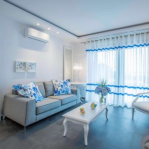 Suite à 2 Chambres à Coucher